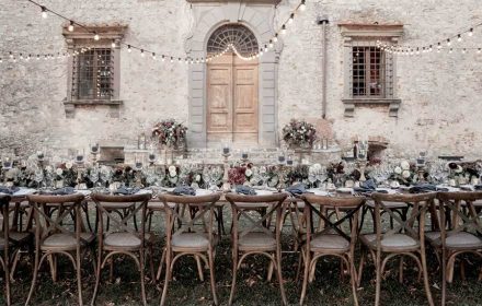 Rustic-Wedding-Dining-Lighting-Inspiration