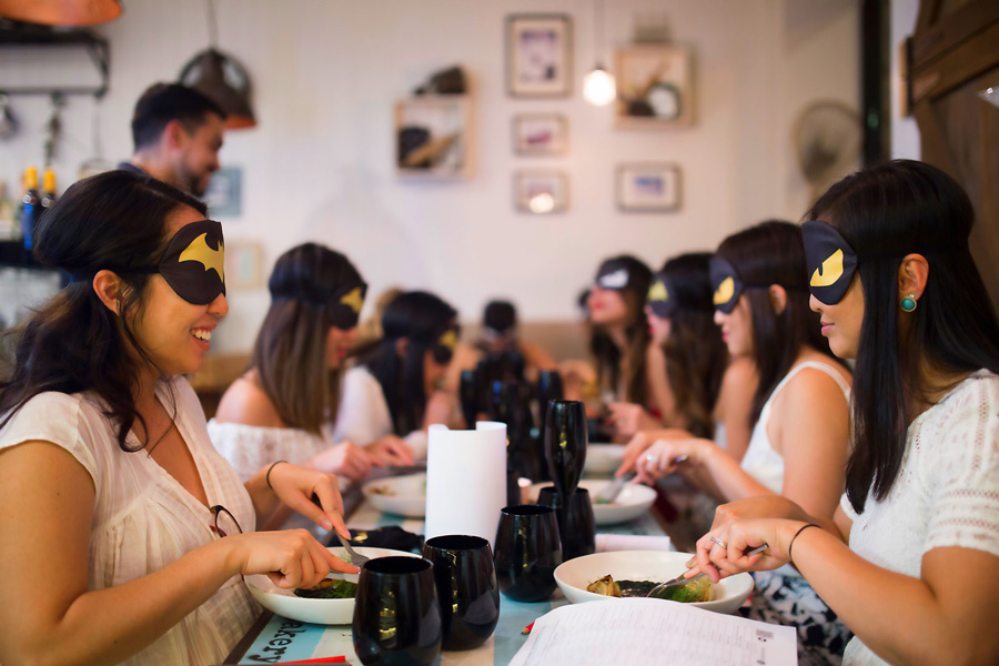 chefin blindfolded dinner for hens party