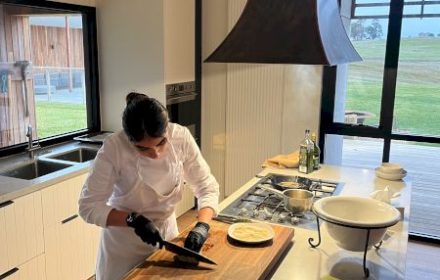 Chef Krisha Shewani slicing